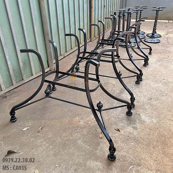Chân Bàn Ăn Sắt Uốn Liên Kết Hoa Văn Đúc Nhôm CA035 - Hình 6